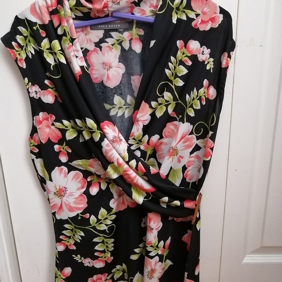 3 FOR THE PRICE OF ONE - Lot of 3 Suzy Shier tops - Picture 2 of 7